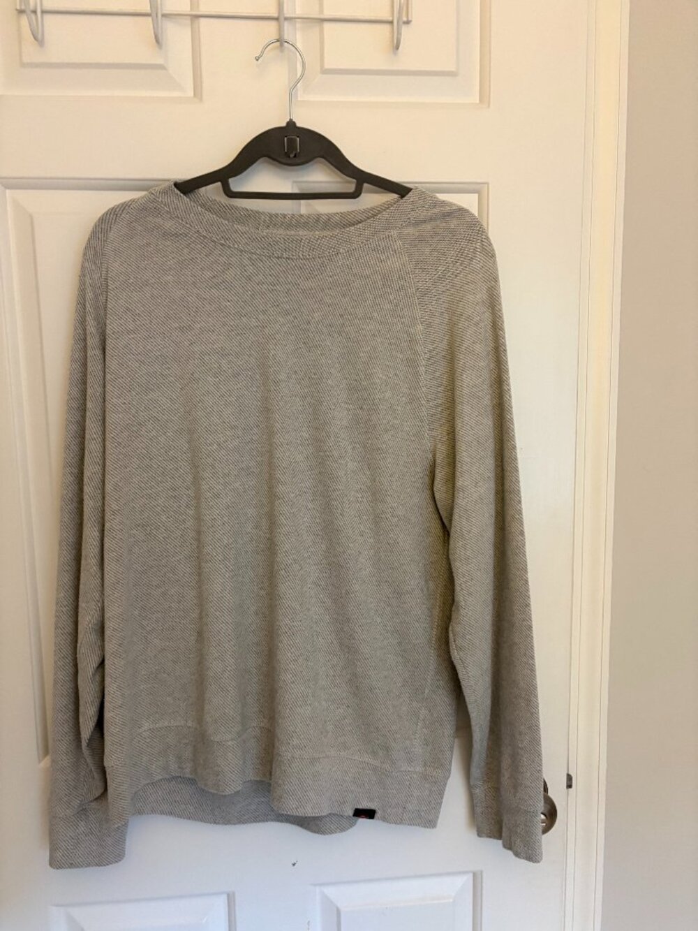Faherty Men's Gray Crewneck Sweater Size Large